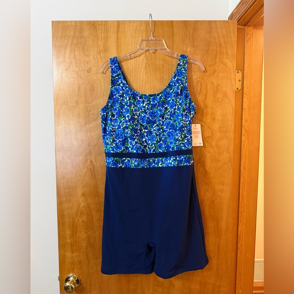 Sporti HydroLast Spring Garden Floral Unitard One-Piece Swim Suit Swimsuit NWT